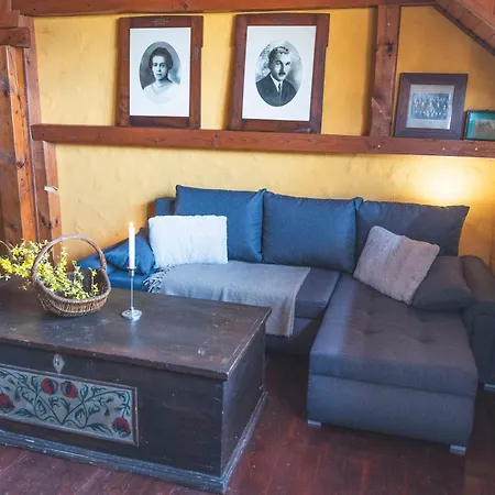 In Heaven I Historical Log House Holiday home