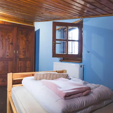 In Heaven I Historical Log House *